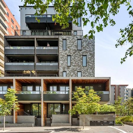 Palmerston St Apartments By Urban Rest Мелбърн Екстериор снимка