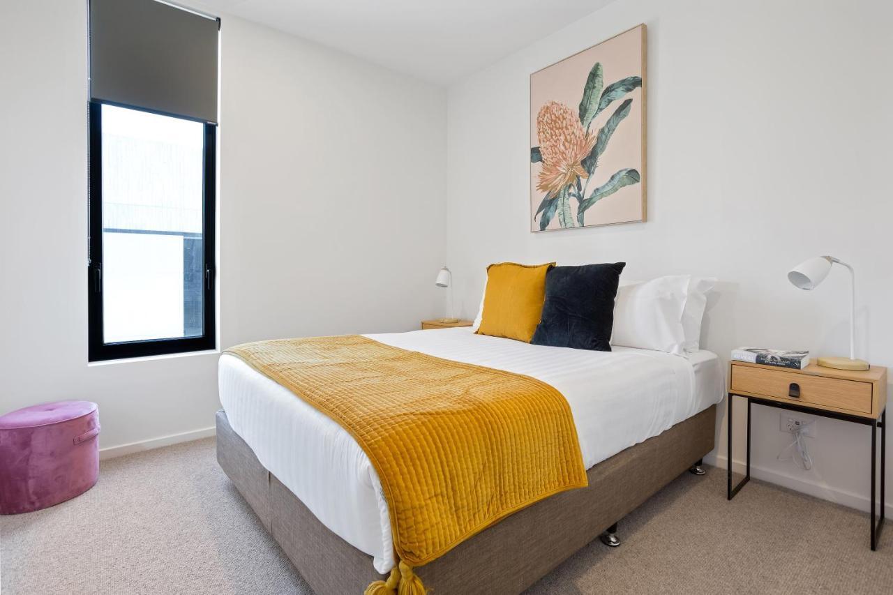 Palmerston St Apartments By Urban Rest Мелбърн Екстериор снимка