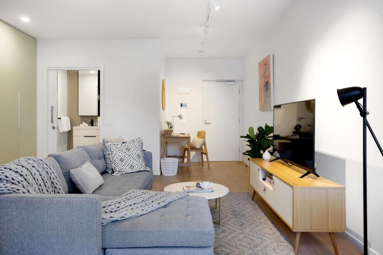 Palmerston St Apartments By Urban Rest Мелбърн Екстериор снимка