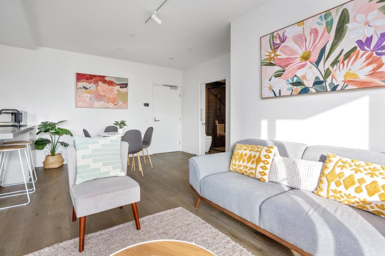 Palmerston St Apartments By Urban Rest Мелбърн Екстериор снимка