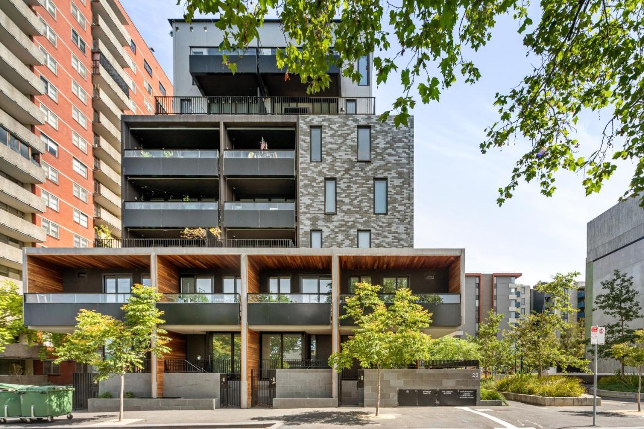 Palmerston St Apartments By Urban Rest Мелбърн Екстериор снимка