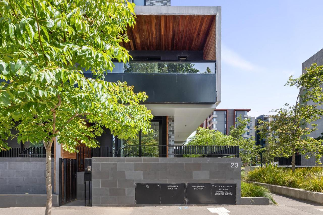 Palmerston St Apartments By Urban Rest Мелбърн Екстериор снимка